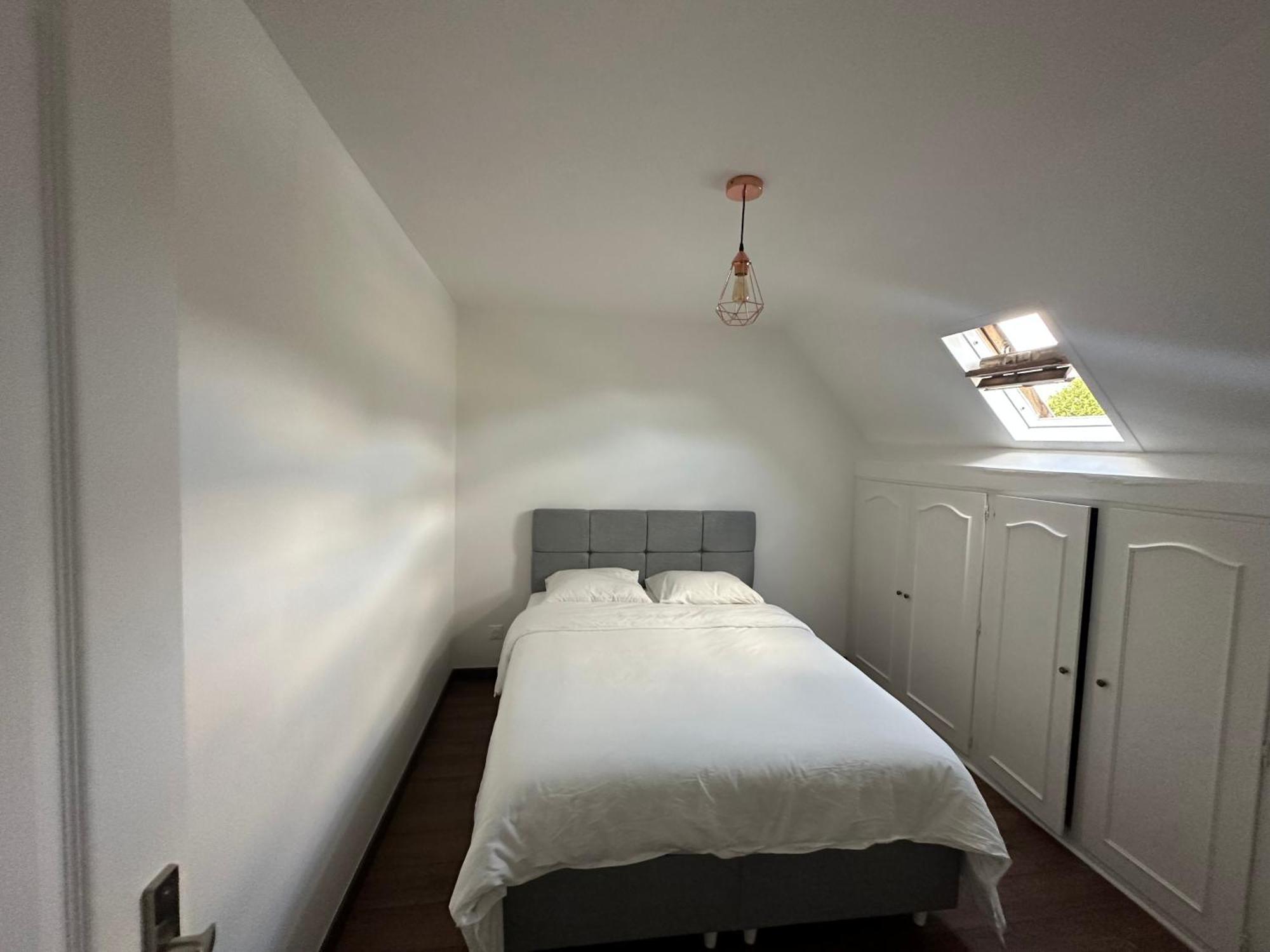 Appartement Calme Moderne Proche De Disneyland Wifi & Cafe Gratuit & Arrivee Autonome Bussy-Saint-Georges Exterior foto