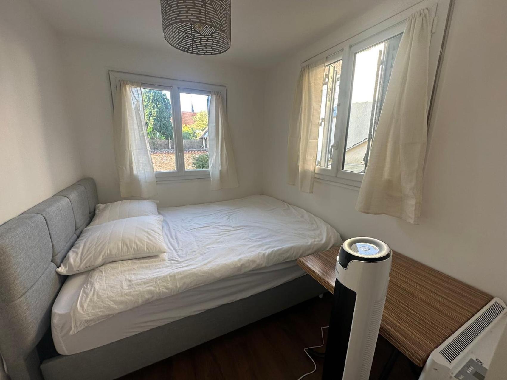 Appartement Calme Moderne Proche De Disneyland Wifi & Cafe Gratuit & Arrivee Autonome Bussy-Saint-Georges Exterior foto